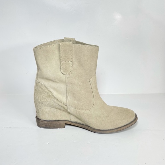 OTBT Sandpiper Women’s Wedge Booties Ankle Boots Beige Suede Size 9M - Picture 2 of 10